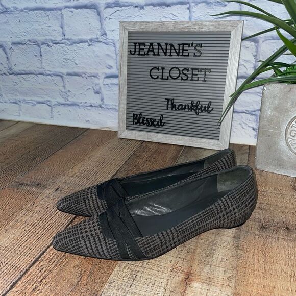 Stuart weitzman hounds tooth pointed toe flats - Picture 2 of 12